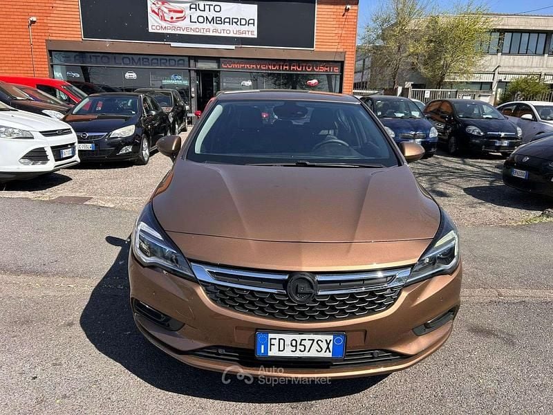 Usata Opel Astra Business 110 CV (80 kW) 2016 Bronzo Berlina