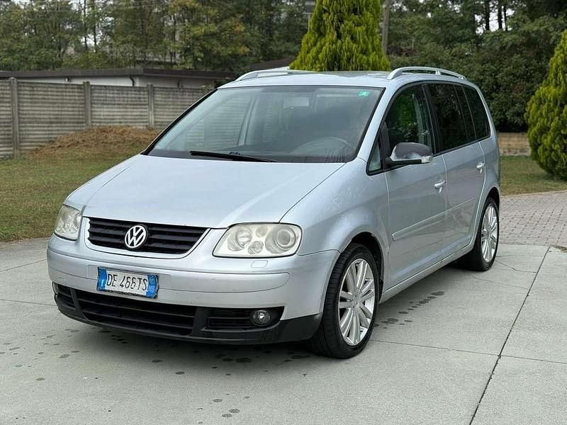 Usata 2007 VW Touran Highline Monovolume | 2300 € (Ottimo prezzo) - Immagine 1/4
