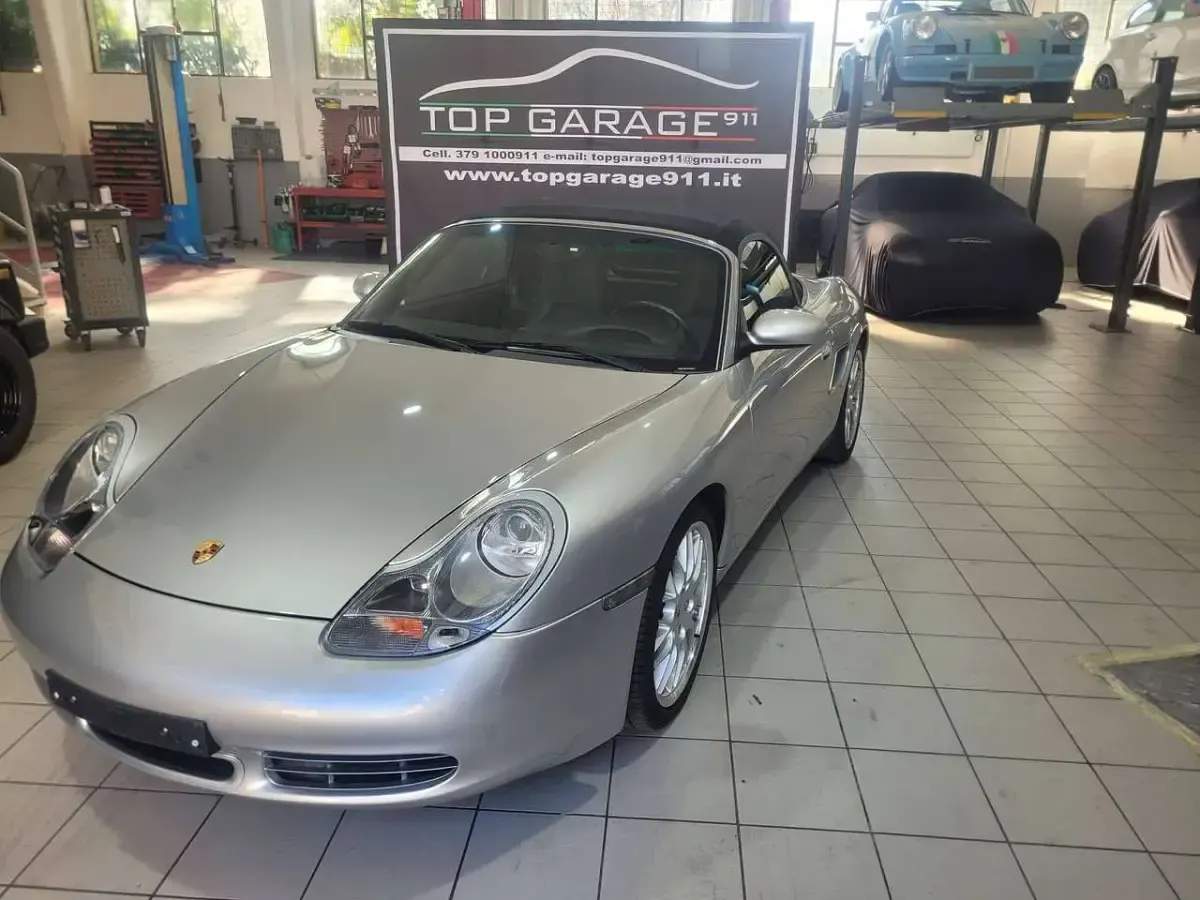 Usata Porsche Boxster 252 CV (185 kW) 2001 Argento Cabrio