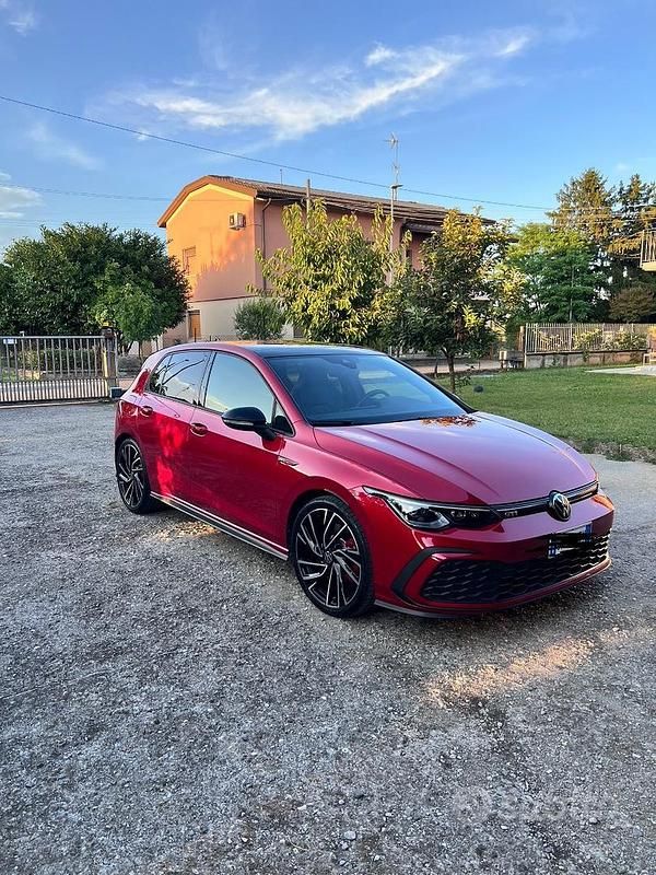 Usata VW Golf VIII GTI 245 CV (180 kW) 2022 Rosso Berlina