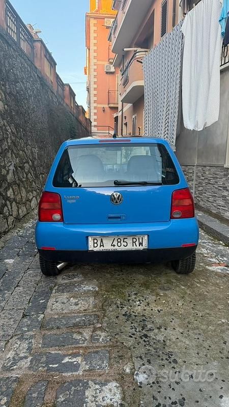 Usata VW Lupo 50 CV (36 kW) 1999 Blu Utilitaria