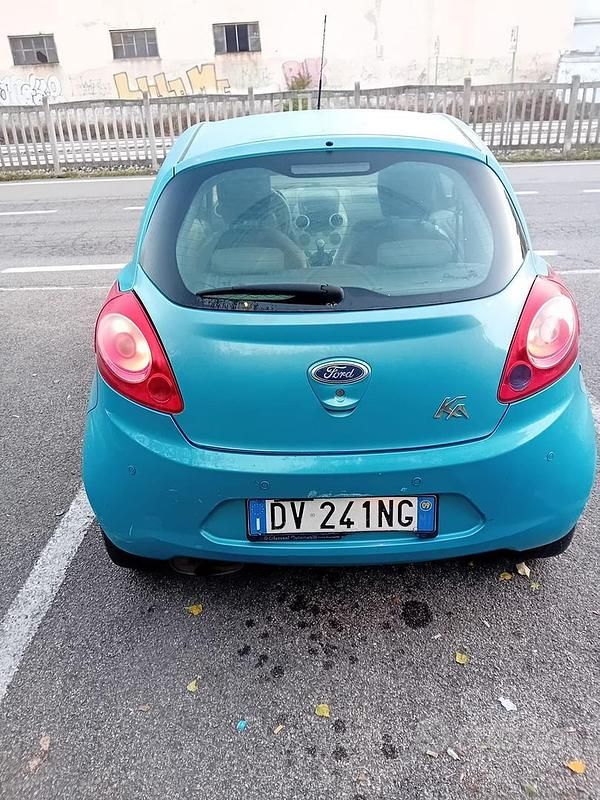 Usata 2009 Ford Ka | 4500 € (Cara) - Immagine 1/4