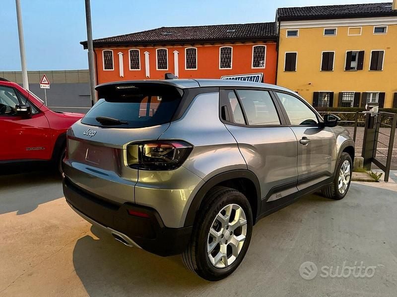 Usata Jeep Avenger Altitude 101 CV (74 kW) 2024 Other SUV
