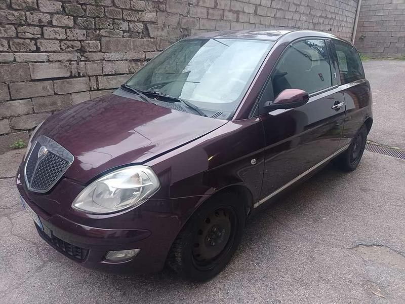 Usata Lancia Ypsilon 69 CV (50 kW) 2008 Utilitaria