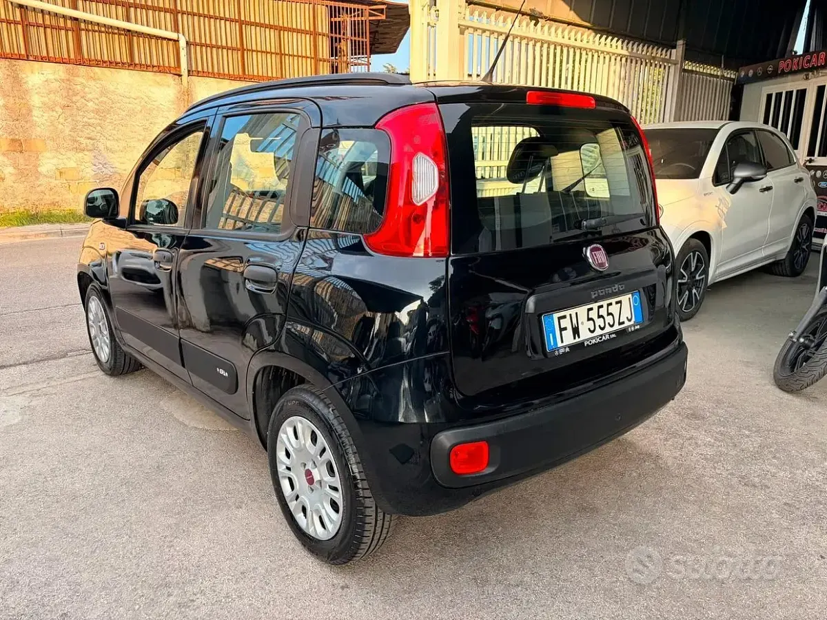 Usata Fiat Panda 69 CV (50 kW) 2019 Nero Utilitaria