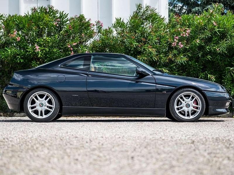 Usata Alfa Romeo GTV 220 CV (161 kW) 1997 Nero Coupé