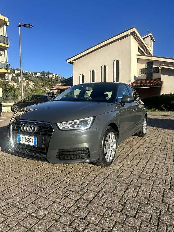 Usata Audi A1 Sportback Ambiente 90 CV (66 kW) 2016 Utilitaria