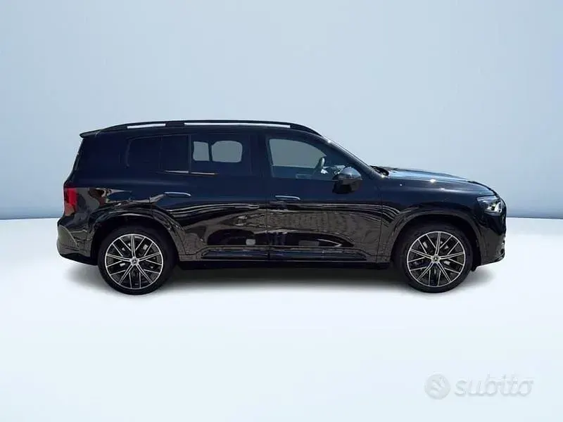 Nuova Mercedes GLB250 AMG Line Premium 199 kW (271 CV) 2026 Nero SUV