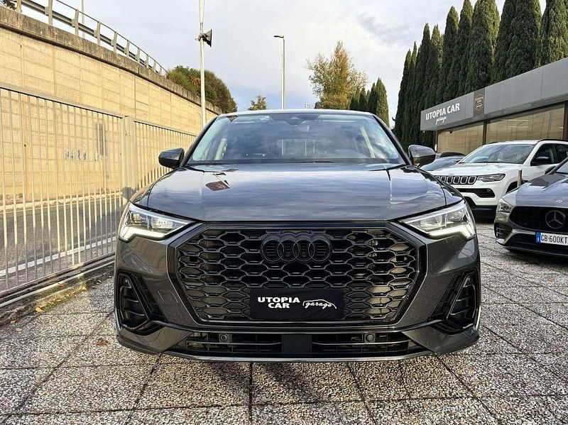 Grigio Usata 2023 Audi Q3 Sportback S-Line SUV | 36.900 € (Buon prezzo) - Immagine 1/4