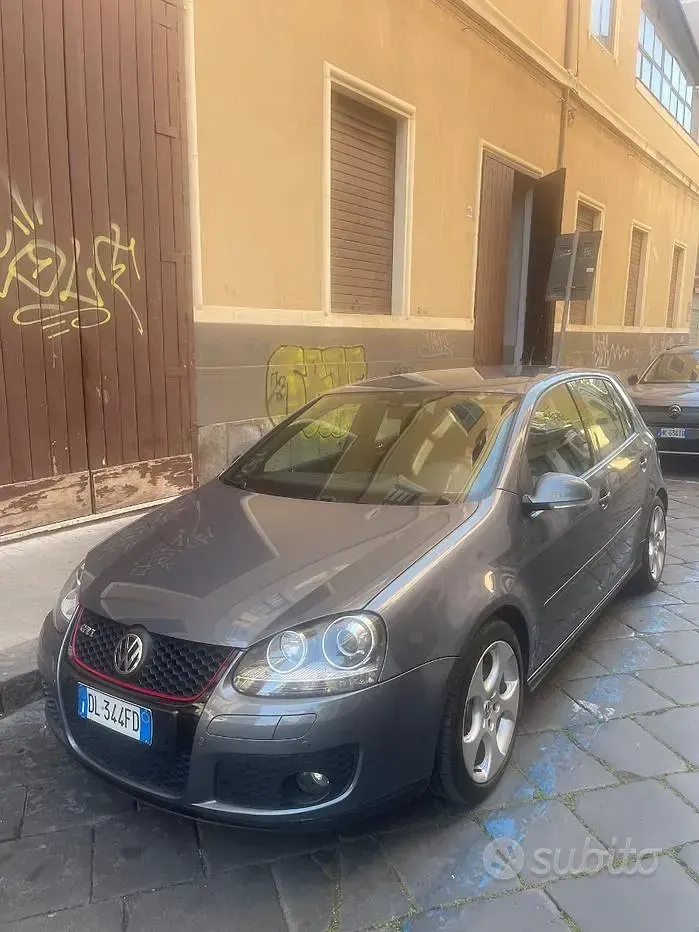 Usata VW Golf V GTI 200 CV (147 kW) 2007 Berlina