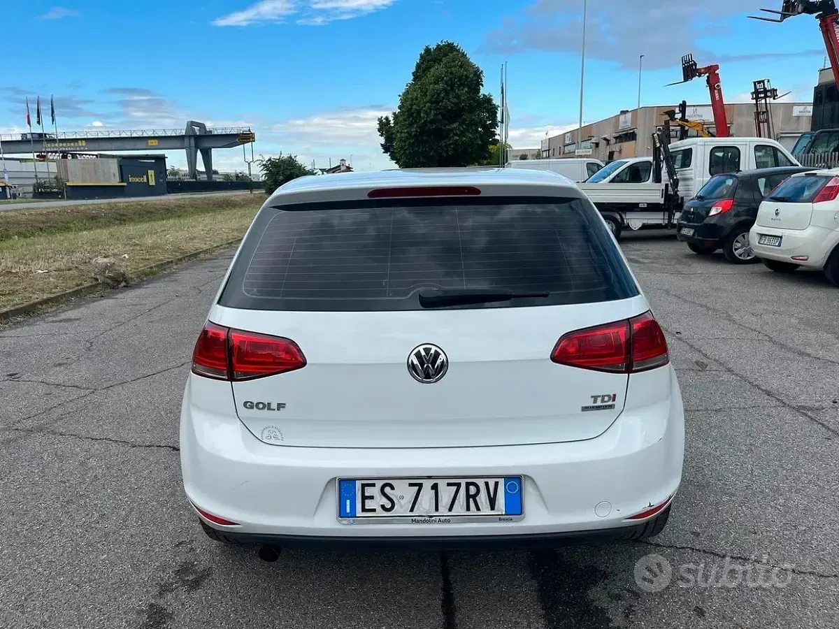 Usata VW Golf VII 105 CV (77 kW) 2013 Bianco Berlina