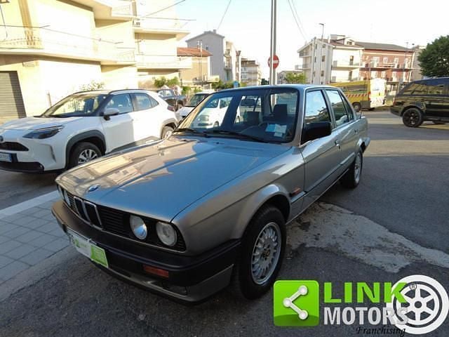 Usata BMW 318 114 CV (83 kW) 1989 Grigio Berlina