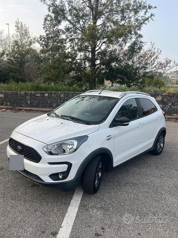 Usata Ford Ka Plus 86 CV (63 kW) 2019 Bianco Utilitaria