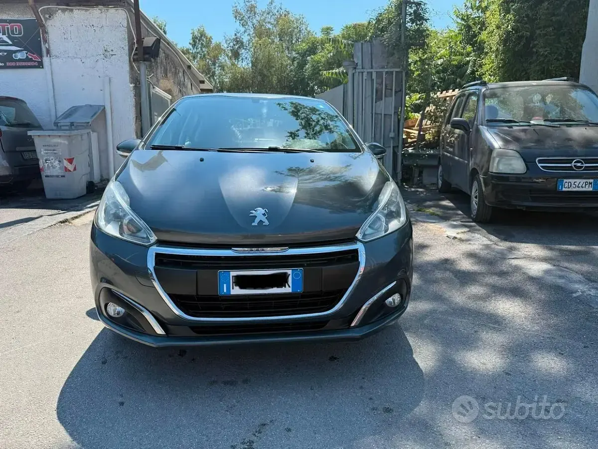 Usata Peugeot 208 S 75 CV (55 kW) 2016 Grigio Utilitaria