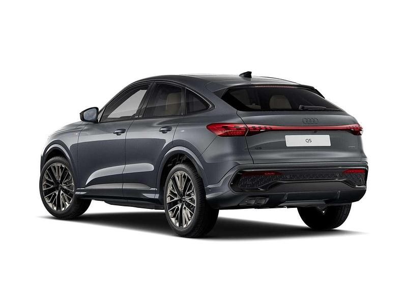 Nuova Audi Q5 Sportback S-Line 204 CV (150 kW) 2026 Exclusive  verde camouflage SUV