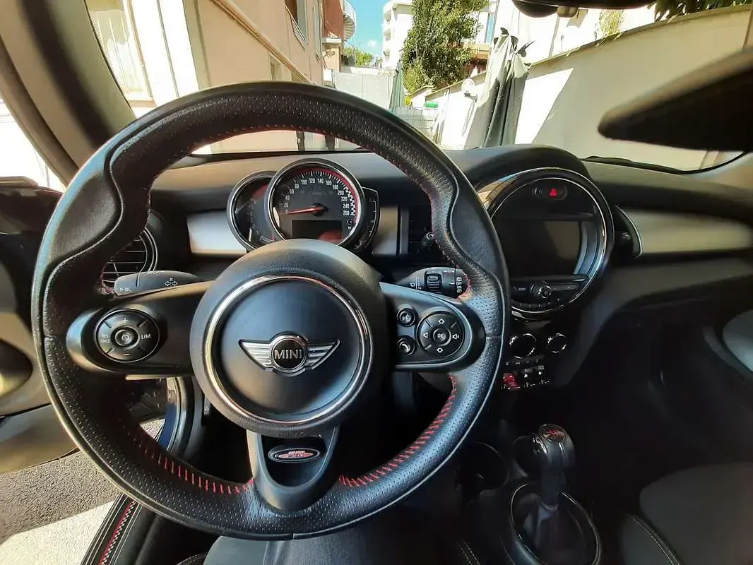 Usata Mini John Cooper Works Coupé 231 CV (169 kW) 2017 Blu/azzurro Coupé
