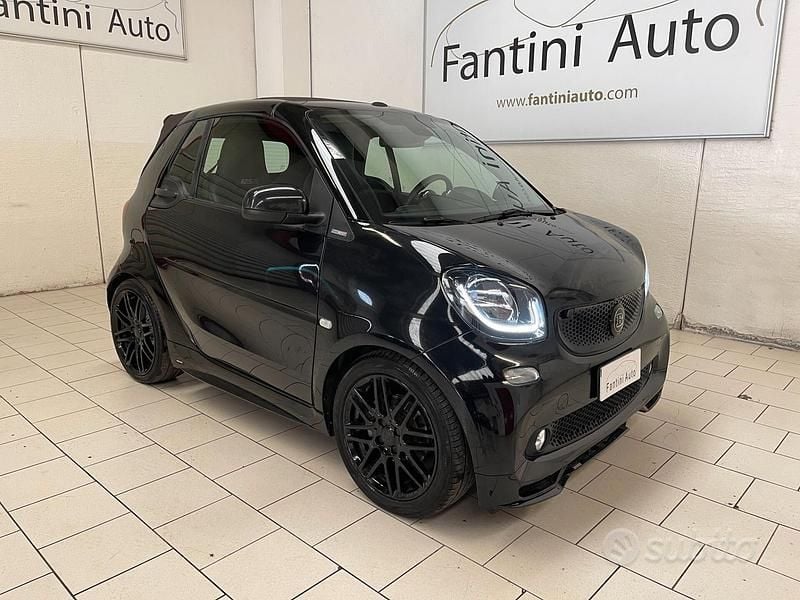 Nero Usata 2018 Smart ForTwo Cabrio Brabus Cabrio | 64.900 € - Immagine 1/4