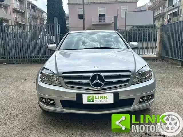 Usata Mercedes C220 170 CV (125 kW) 2007 Argento Berlina