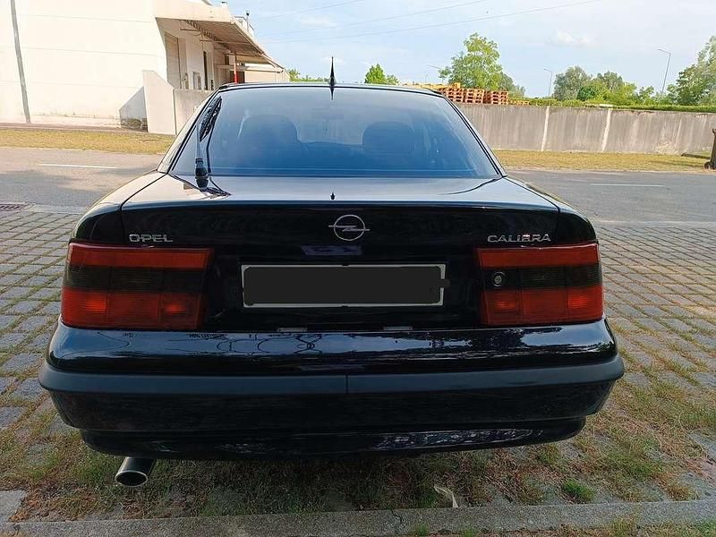 Usata Opel Calibra 116 CV (85 kW) 1996 Nero Coupé