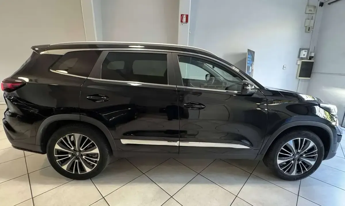 Usata DR DR 7.0 160 CV (117 kW) 2024 Nero met. new carbon black SUV
