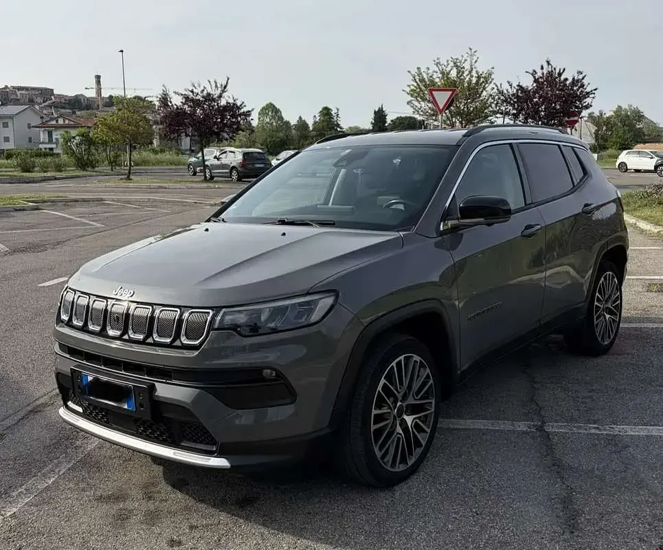 Usata Jeep Compass Limited 131 CV (96 kW) 2021 SUV