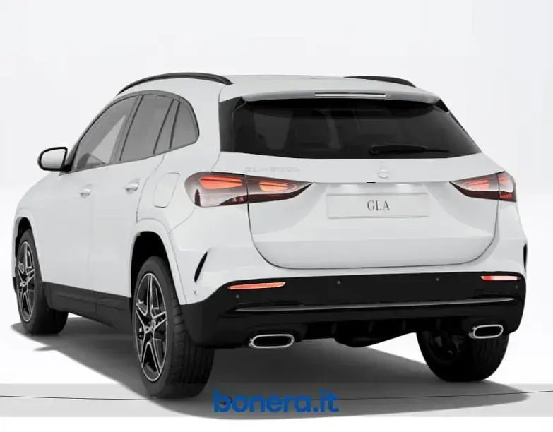 Nuova Mercedes GLA200 AMG line 150 CV (110 kW) 2026 Bianco SUV