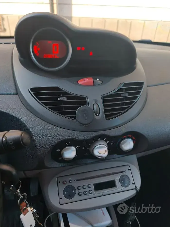 Usata Renault Twingo 58 CV (42 kW) 2007 Nero Utilitaria