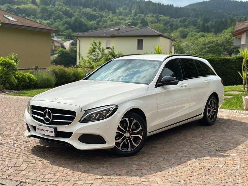 Usata Mercedes C220 Premium 170 CV (125 kW) 2016 Bianco Station wagon