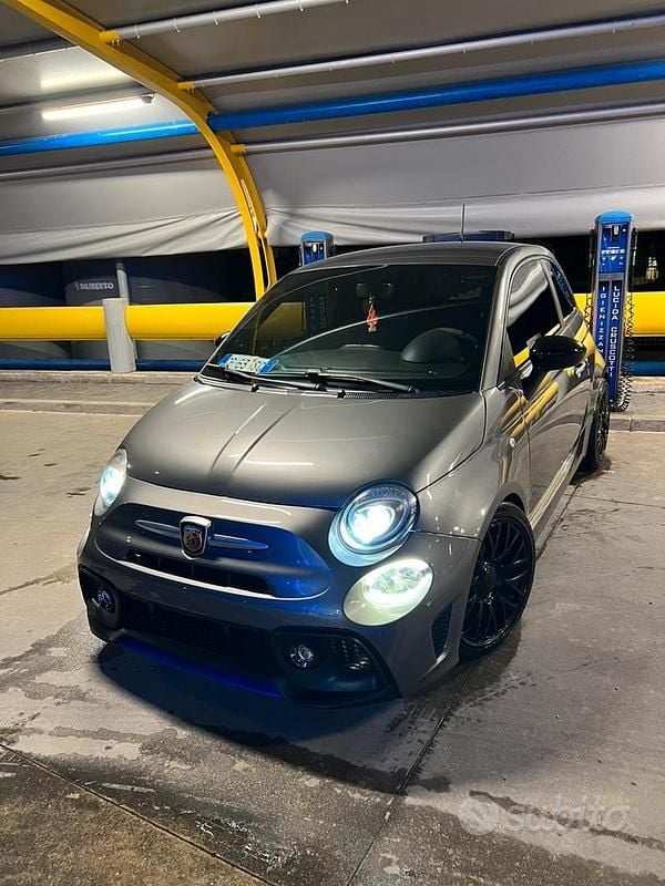 Usata Abarth 500 145 CV (106 kW) 2018 Grigio Berlina