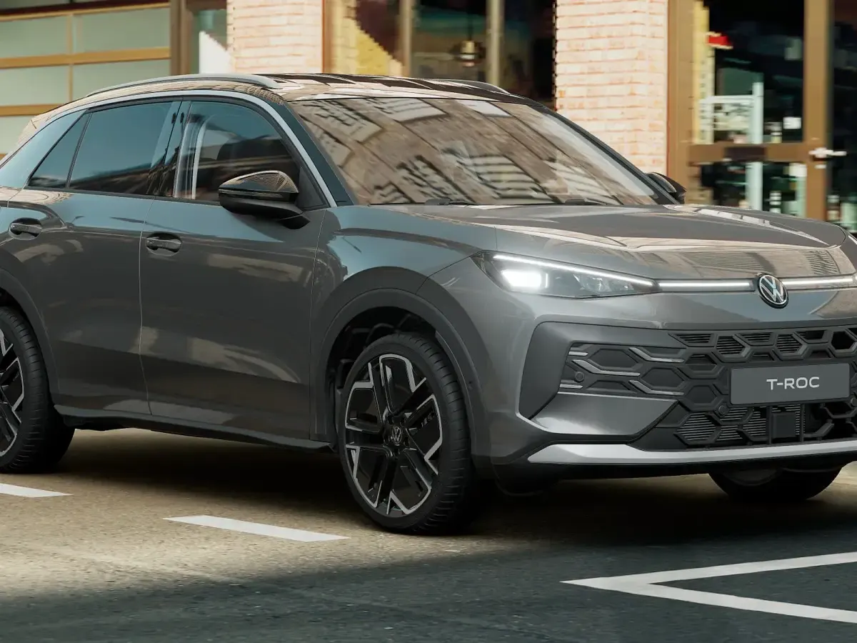 Nuova VW T-Roc Style 150 CV (110 kW) 2026 Wolf grey metallizzato nero SUV