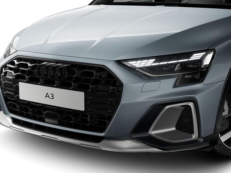 Ny Audi A3 Premium 150 HK (110 kW) 2026 Grå Sedan