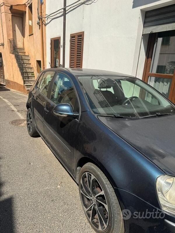 Usata VW Golf V 2005 Utilitaria