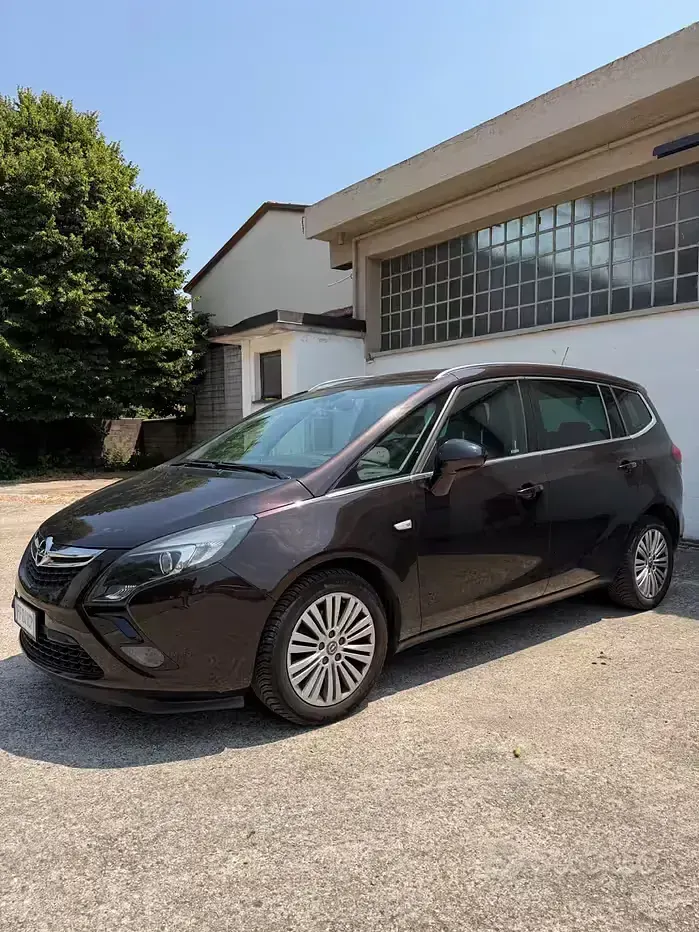 Usata Opel Zafira Tourer Cosmo 150 CV (110 kW) 2016 Monovolume