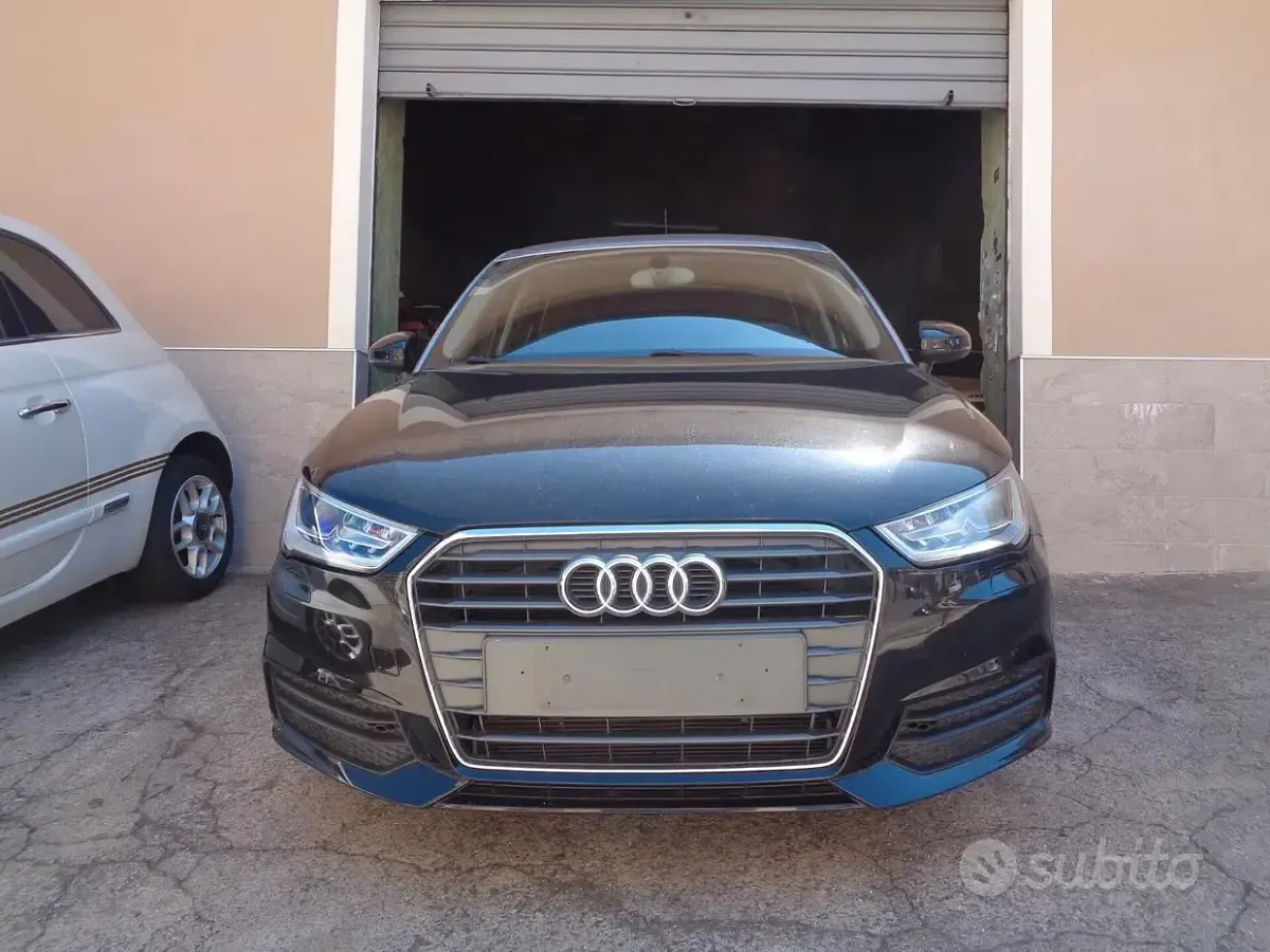 Occasion Audi A1 Sportback Comfort 90 ch (66 kW) 2018 Noir Citadine