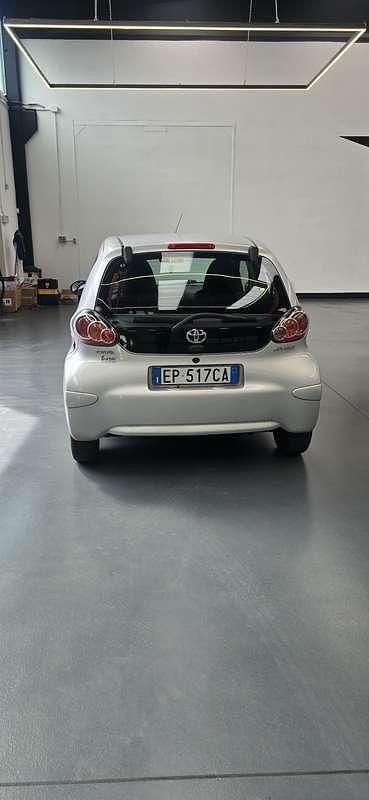 Usata Toyota Aygo 68 CV (50 kW) 2012 Utilitaria