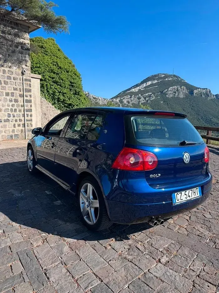 Usata VW Golf IV 105 CV (77 kW) 2006 Berlina