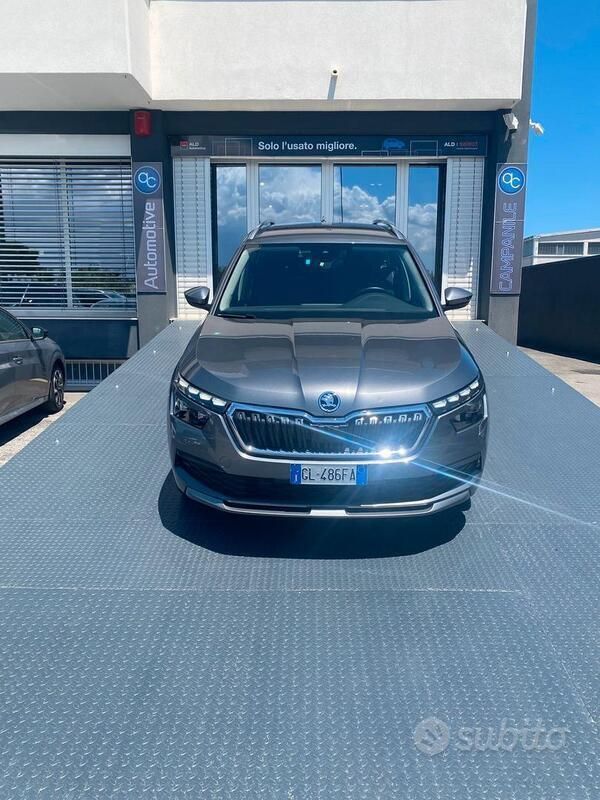 Usata Skoda Kamiq Style 110 CV (80 kW) 2022 Grigio grafite met SUV