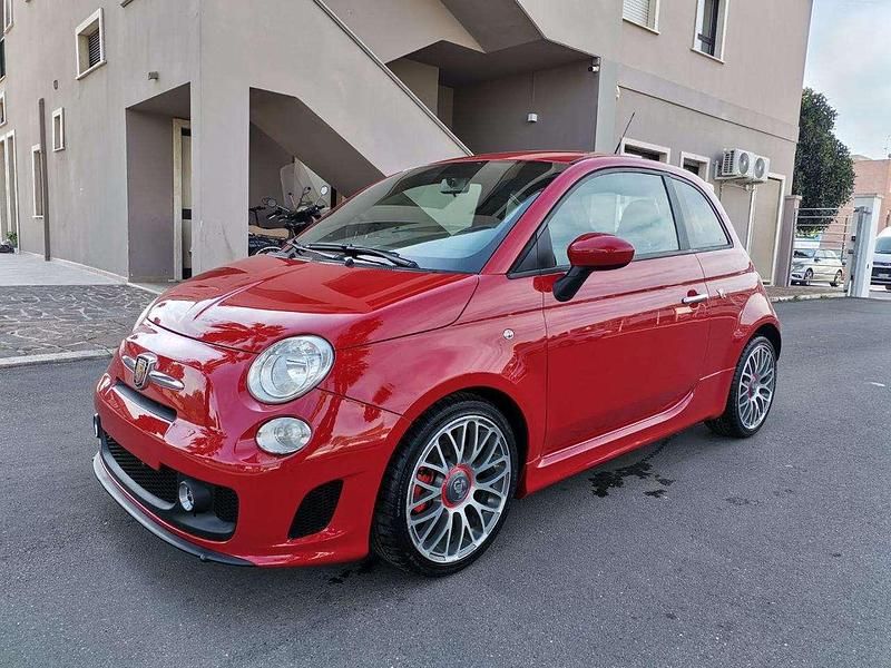 Usata Abarth 500 135 CV (99 kW) 2009 Rosso Utilitaria