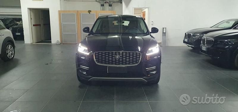 Usata 2022 Jaguar E-Pace SE SUV | 29.900 € (Buon prezzo) - Immagine 1/4