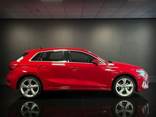 Usata Audi A3 Advanced 149 CV (109 kW) 2023 Rosso Berlina