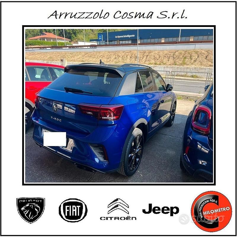 Usata VW T-Roc R-line 150 CV (110 kW) 2023 Blu SUV