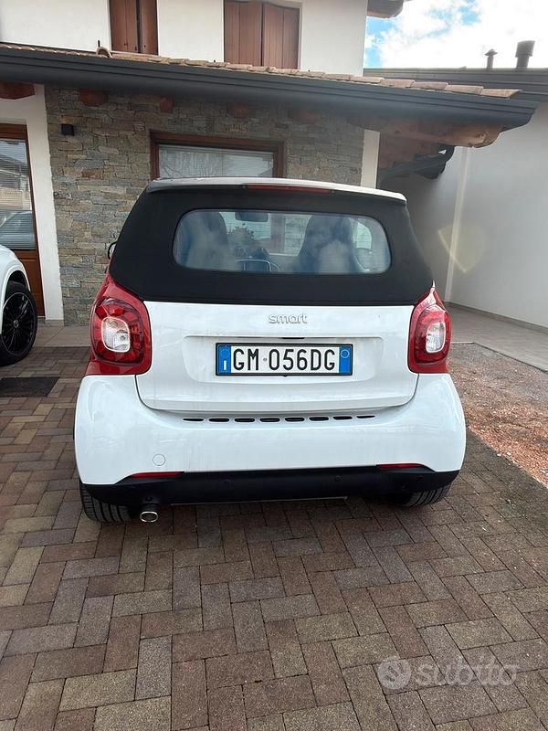 Usata Smart ForTwo Cabrio 71 CV (52 kW) 2016 Bianco Cabrio