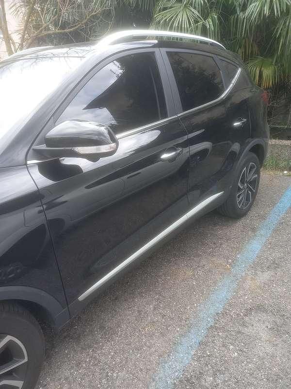 Usata MG ZS Luxury 111 CV (81 kW) 2024 Nero SUV