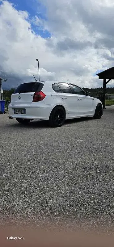 Usata BMW 118 M Sport 180 CV (132 kW) 2008 Bianco Utilitaria