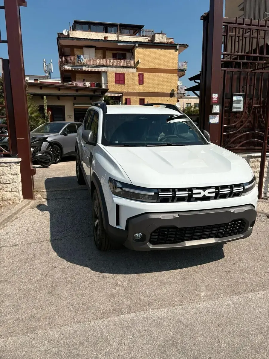 Nuova Dacia Duster Journey 122 CV (89 kW) 2026 Bianco Station wagon