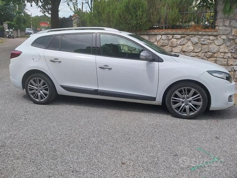 Usata Renault Mégane GrandTour 110 CV (80 kW) 2011 Bianco Station wagon