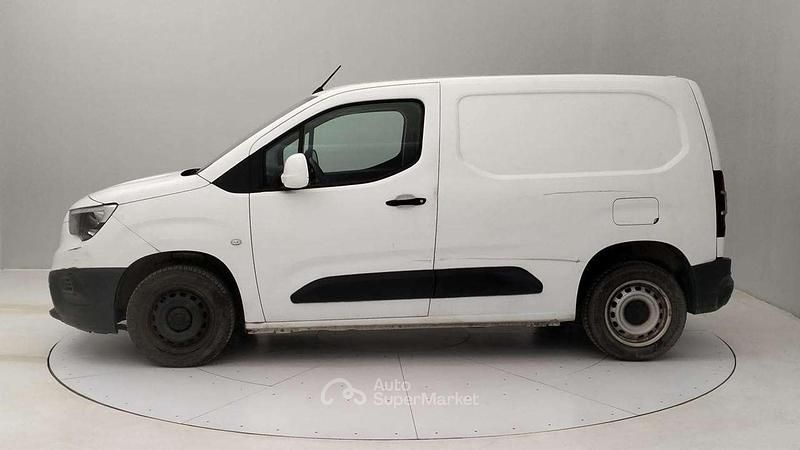 Usata Opel Combo Edition 101 CV (74 kW) 2020 Bianco Monovolume