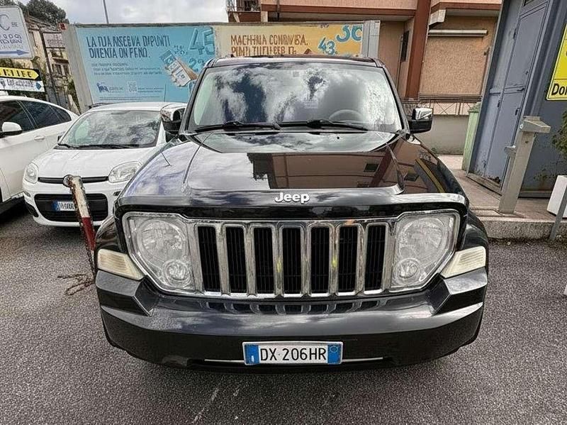 Usata Jeep Cherokee Limited 177 CV (130 kW) 2009 Brilliant black crystal SUV