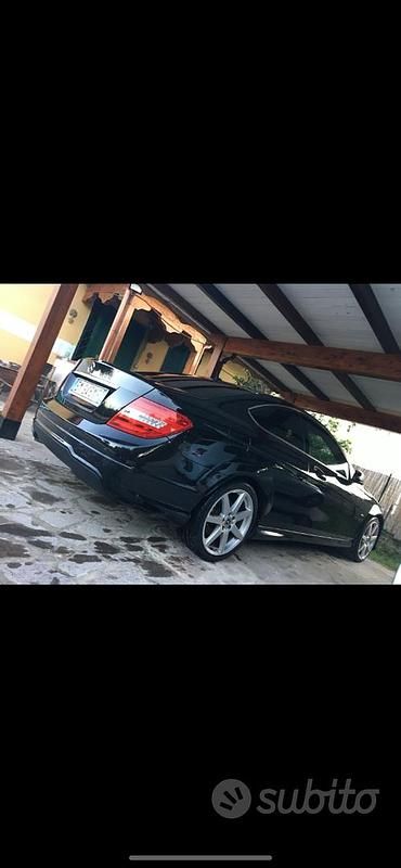 Usata Mercedes C220 170 CV (125 kW) 2012 Nero Coupé