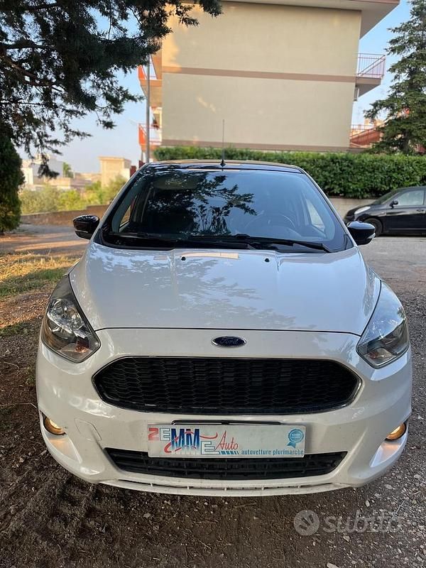 Usata Ford Ka 85 CV (62 kW) 2018 Bianco Berlina